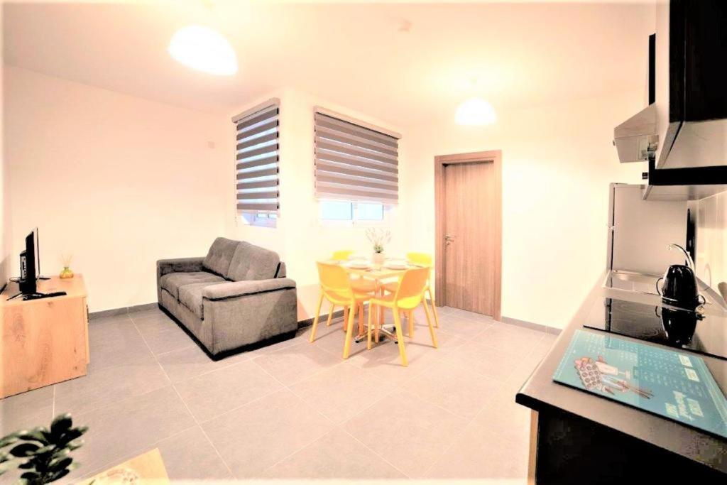 Isky Apartments Gzira ภายนอก รูปภาพ