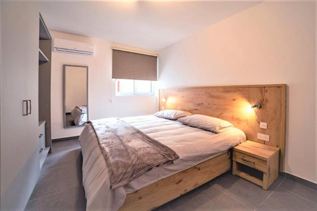 Isky Apartments Gzira ภายนอก รูปภาพ
